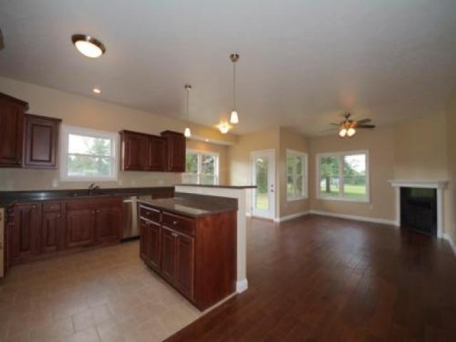 1801 Marion St - Photo 2 of 6