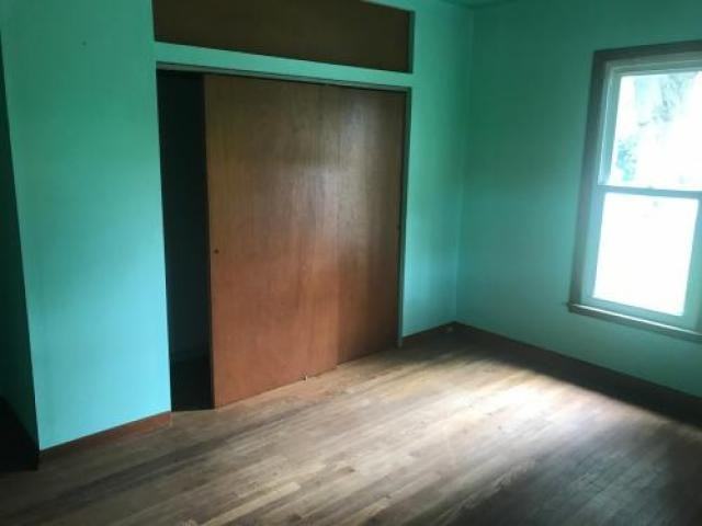 108 E Washington St - Photo 2 of 5