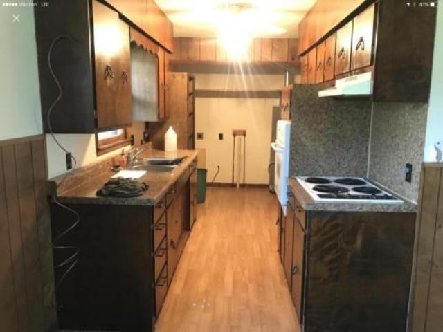 302 W 14th St - Photo 3 of 6