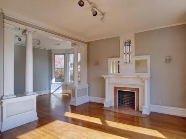 1729 5th Ave - Photo 3 of 6