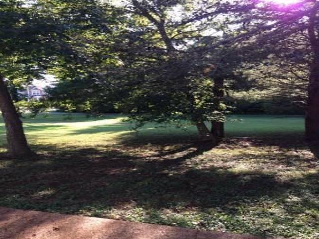 2705 Fleet Dr - Photo 2 of 6