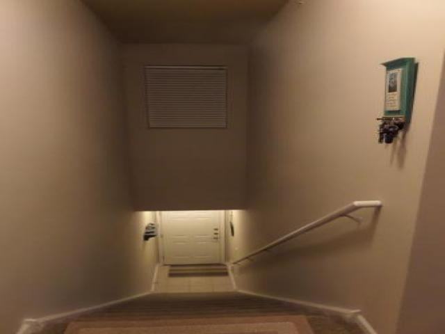 2607 St Albans Cir - Photo 3 of 6