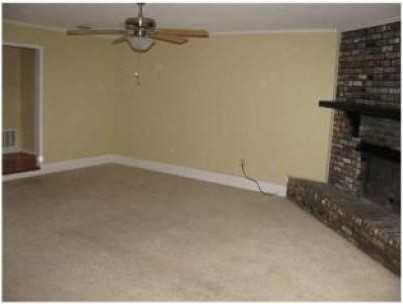 1816 Spanish Dr - Photo 3 of 6