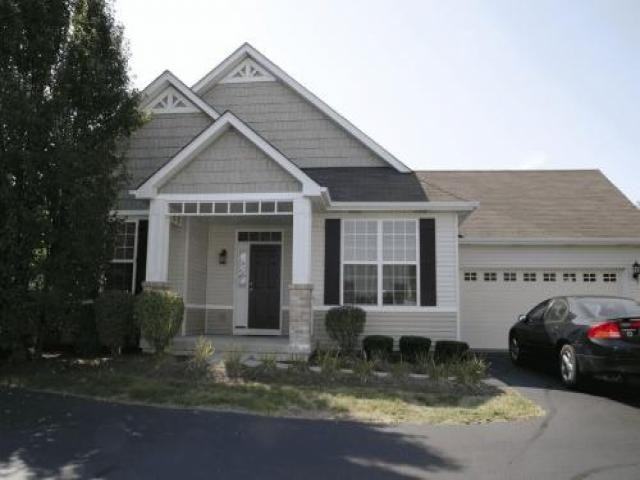 1645 Augusta Ln - Photo 2 of 6