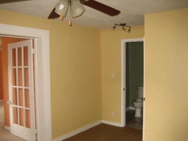 228 Seminole Ave - Photo 2 of 6