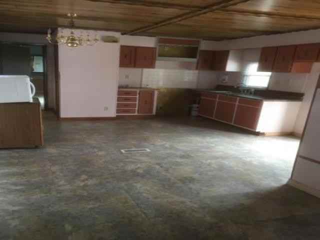 162 E Seneca Rd - Photo 2 of 5