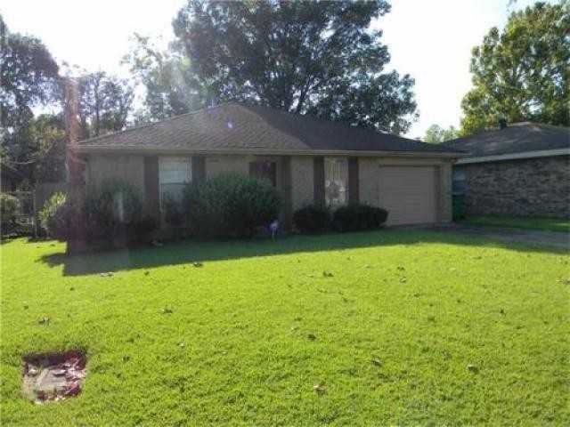 139 Dianne Dr - Photo 2 of 6