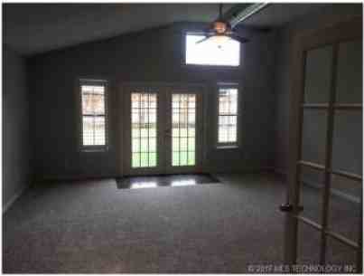 8015 S Date Pl - Photo 3 of 6