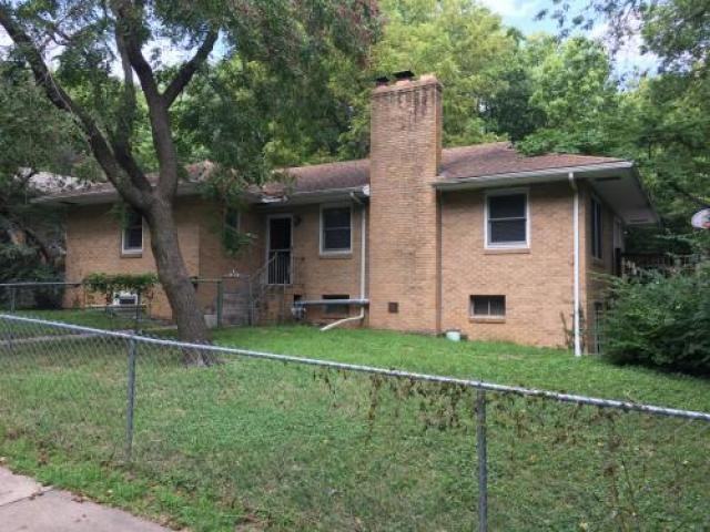 1642 Indiana St - Photo 3 of 6