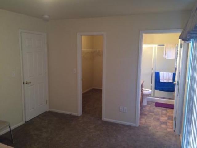 2607 Mirror Pl - Photo 3 of 6