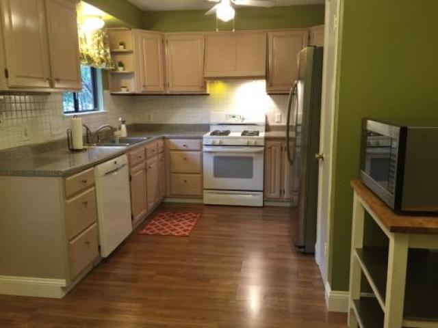 7901 Keswick Dr - Photo 3 of 5
