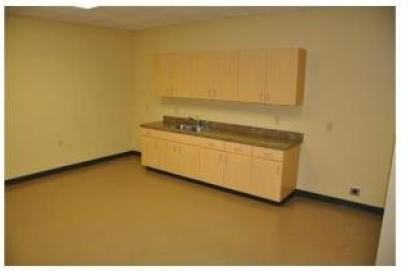 180 Gloria Dr - Photo 3 of 5