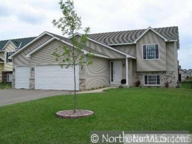 204 E Pine St - Photo 2 of 6