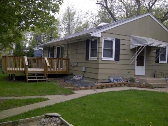 7601 10th Ave S - Photo 2 of 6