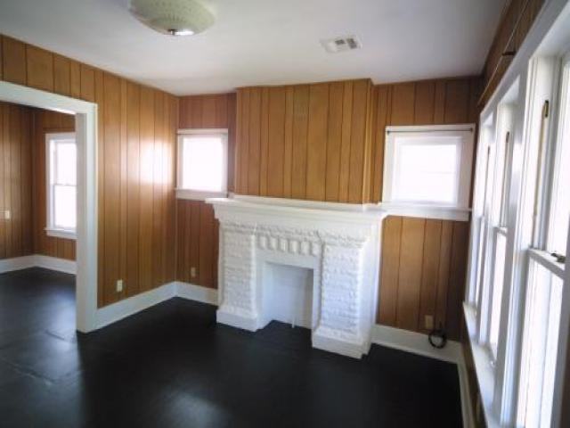 1804 NW 29th St - Photo 3 of 6