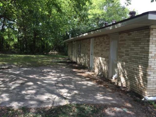 4509 Louisiana Ave - Photo 3 of 6