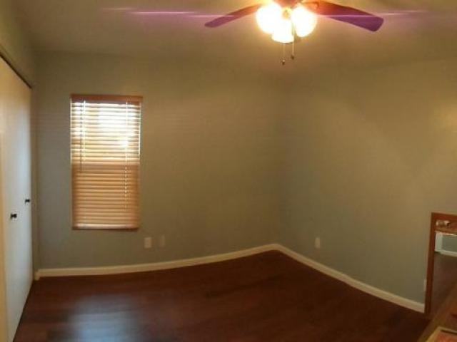 5535 W Willow Ave - Photo 3 of 6