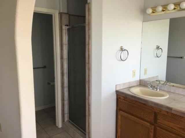 977 Ranchview Cir - Photo 2 of 6