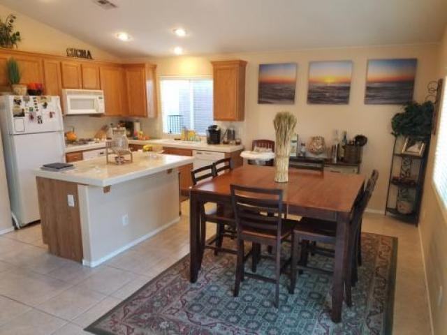 9954 Rockside Ave - Photo 2 of 6