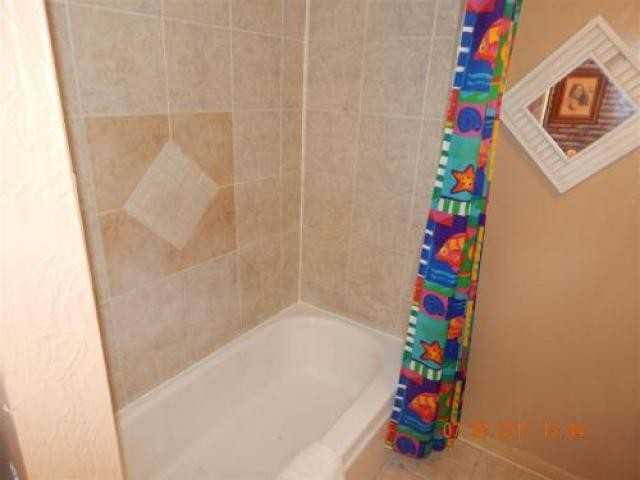 1480 S 7th Ave - Photo 3 of 6