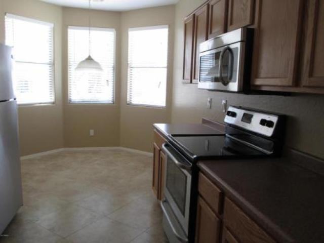 5529 W St Anne Ave - Photo 2 of 6