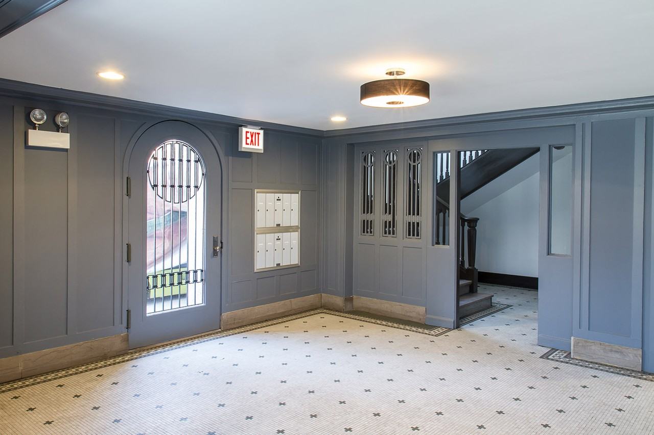 5100 S. Ellis Avenue - Photo 6 of 22