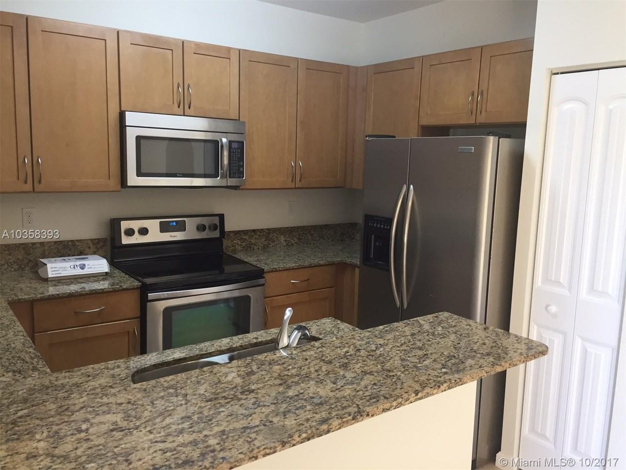 27626 Southwest 142nd Avenue - Photo 2 of 13