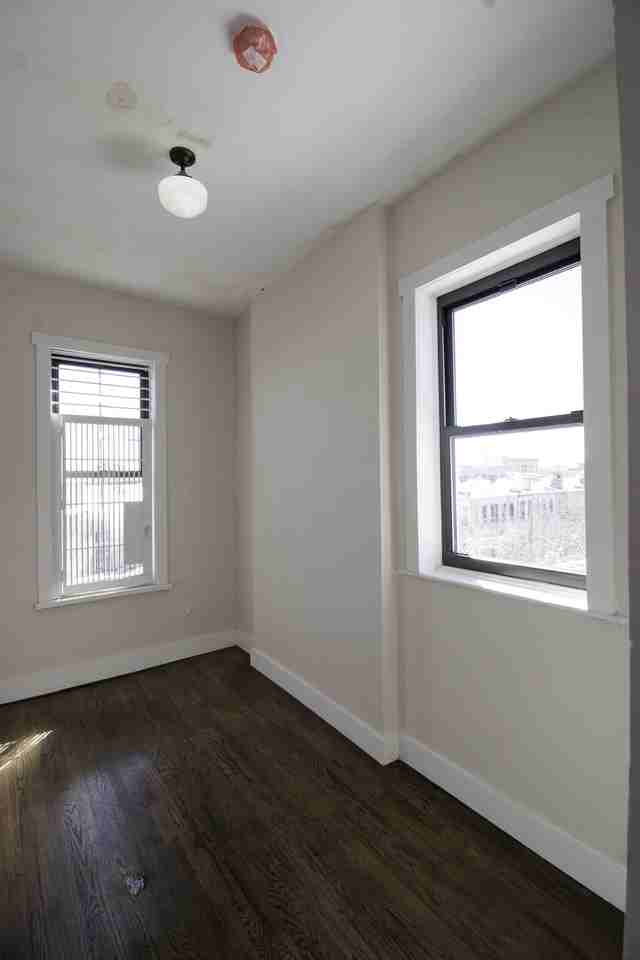 238 Stockholm Street #14CB