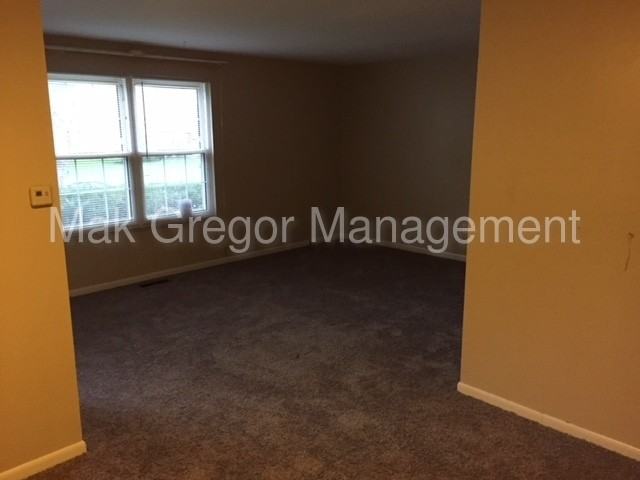 4252 Knollcroft Rd - Photo 2 of 6