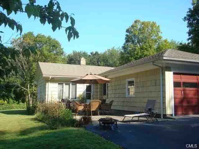 645 Sport Hill Rd - Photo 2 of 17