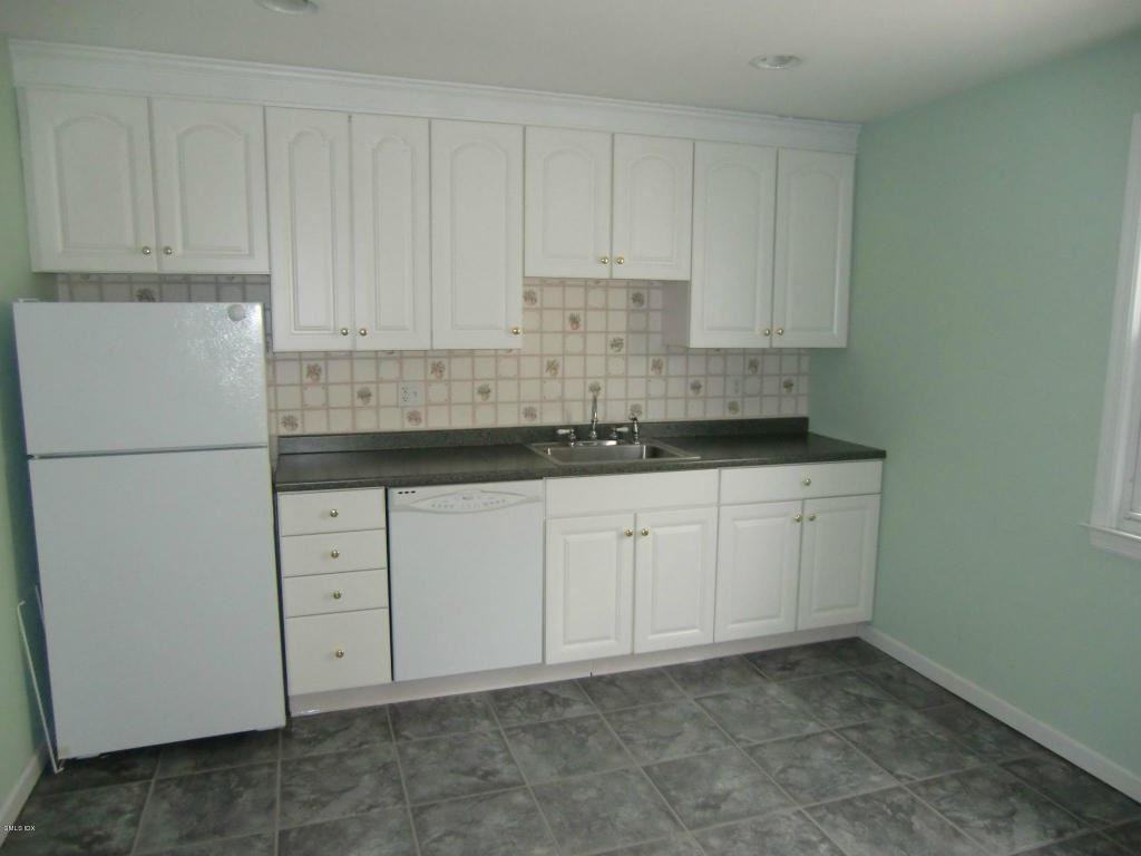37 Gerry St - Photo 3 of 4