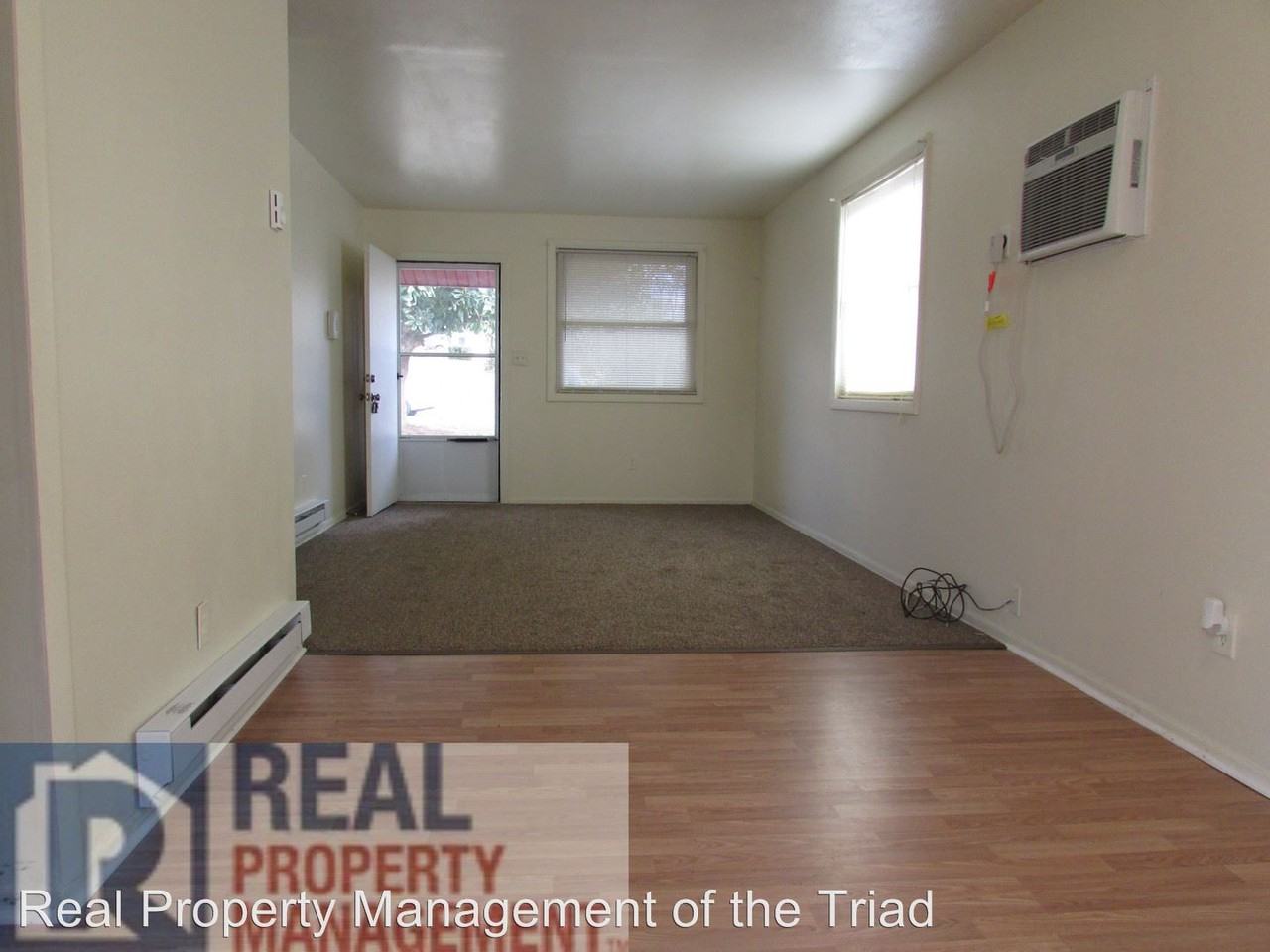 2206 Willow Rd - Photo 2 of 15