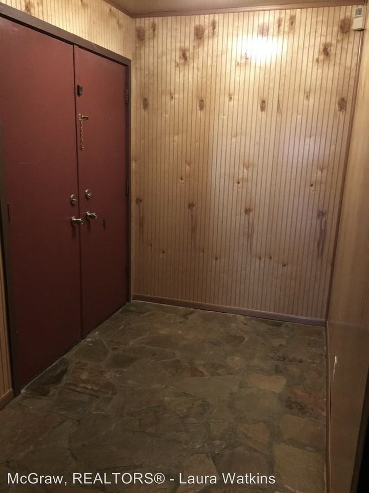 3750 E 45th Pl - Photo 2 of 16