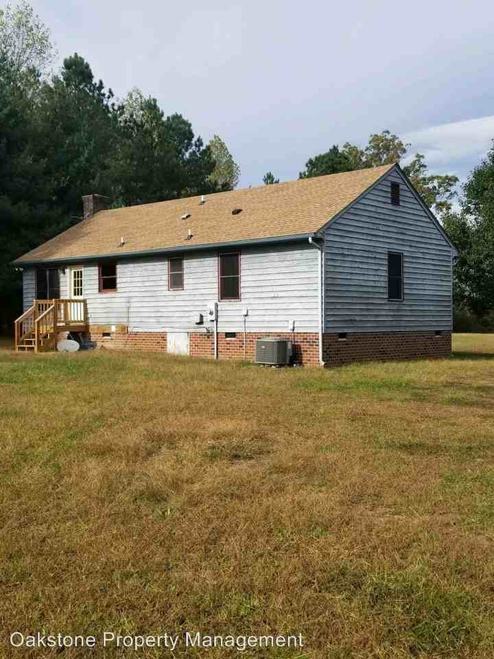 3648 Indian Neck Rd - Photo 2 of 5