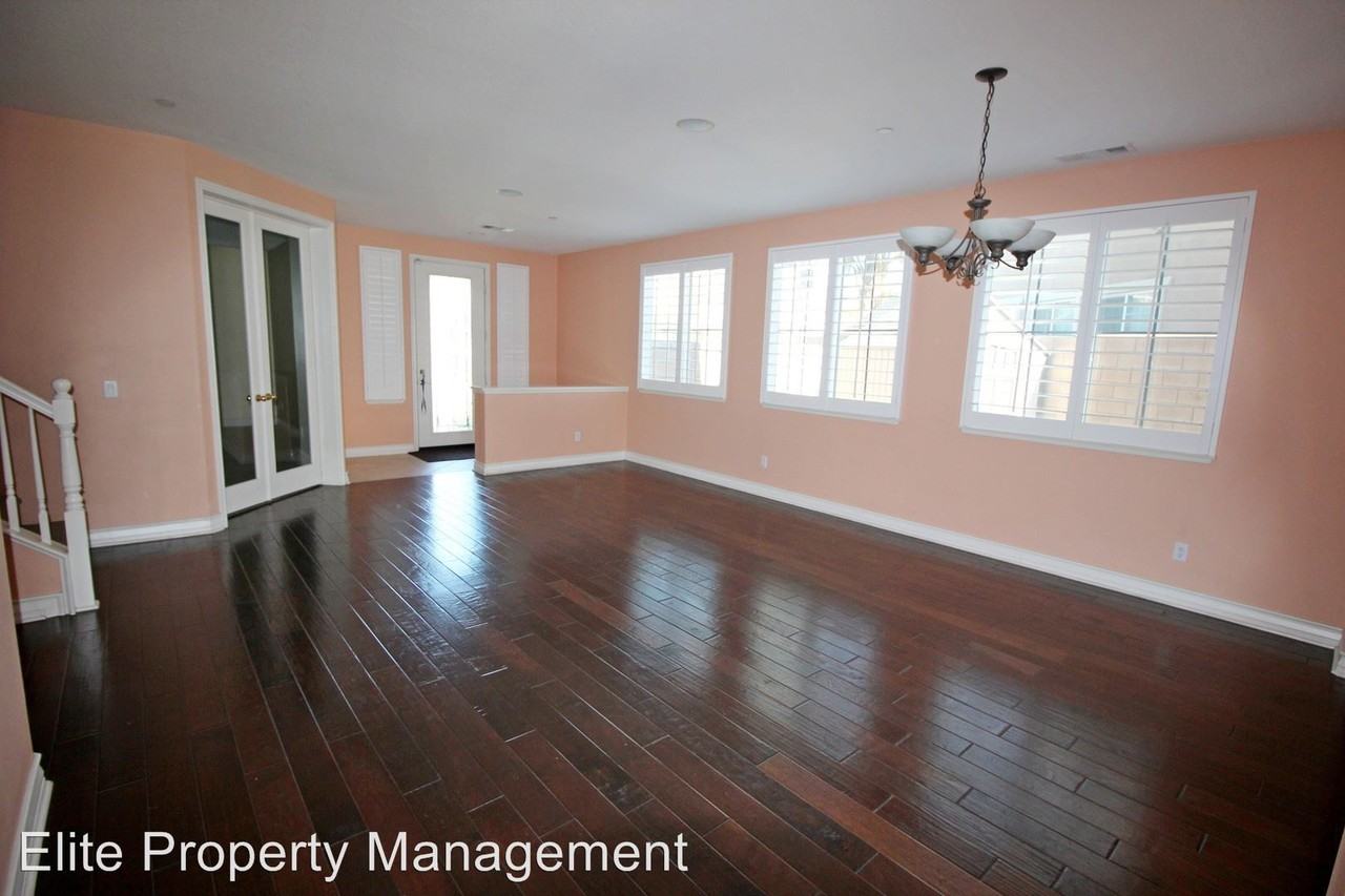 15751 Snowy Peak Ln - Photo 2 of 24