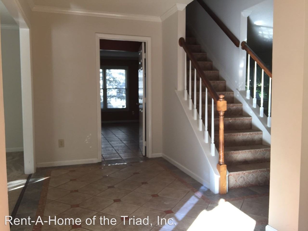 5210 Candlewick Rd - Photo 2 of 13