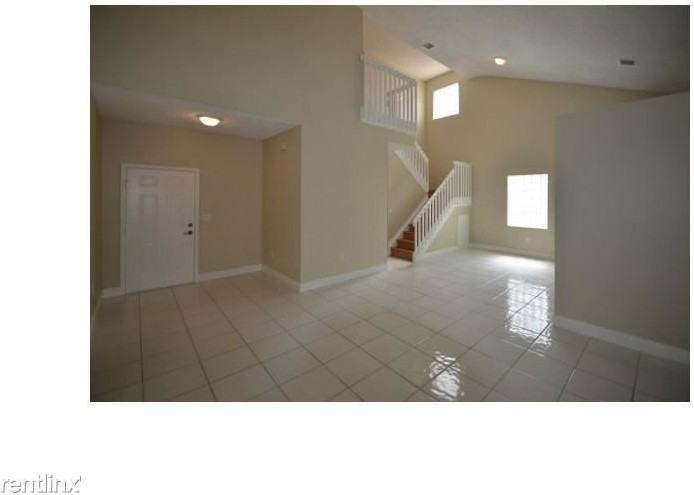 4565 SW 153rd Ave - Photo 2 of 6