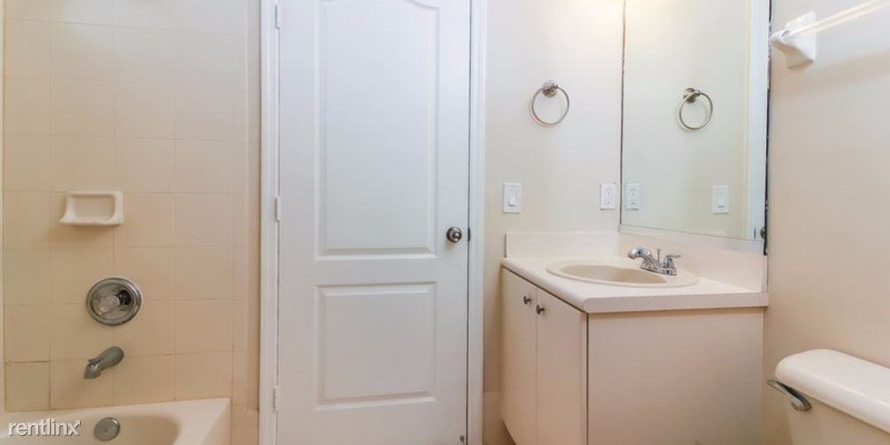 18782 NW 90th Ave - Photo 3 of 10