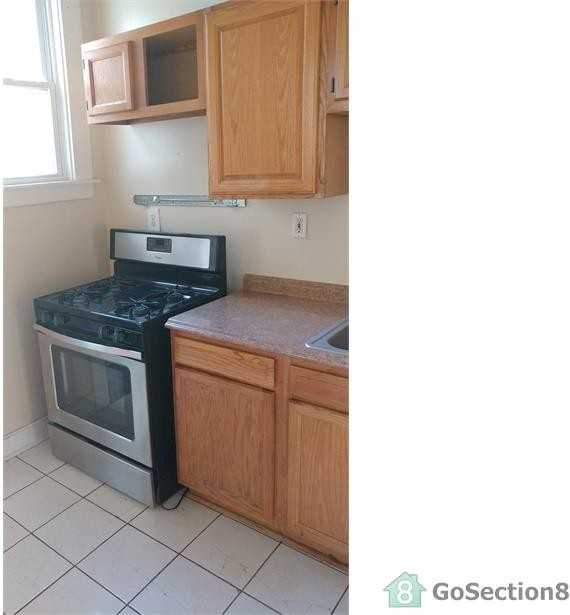 4044 W Cold Spring Ln - Photo 2 of 5