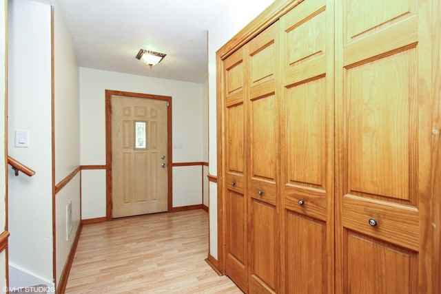 960 Aberdeen Dr - Photo 3 of 12