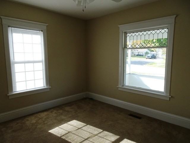 314 S 11th Ave - Photo 3 of 23