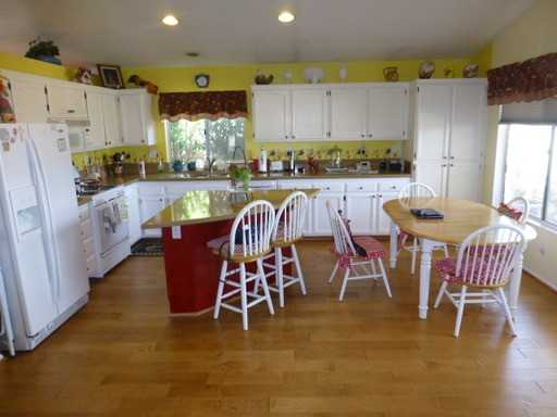 27764 Ron Ridge Dr - Photo 2 of 18