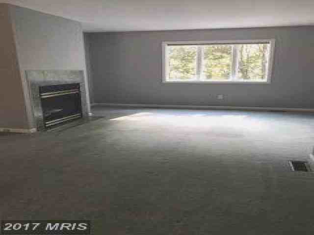 13402B Manor Rd - Photo 3 of 6