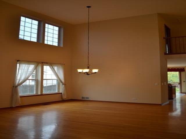 2731 Whitehall Ln - Photo 2 of 6