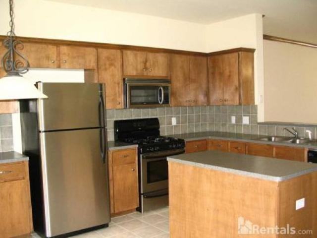 2215 Dry Creek Dr - Photo 3 of 3