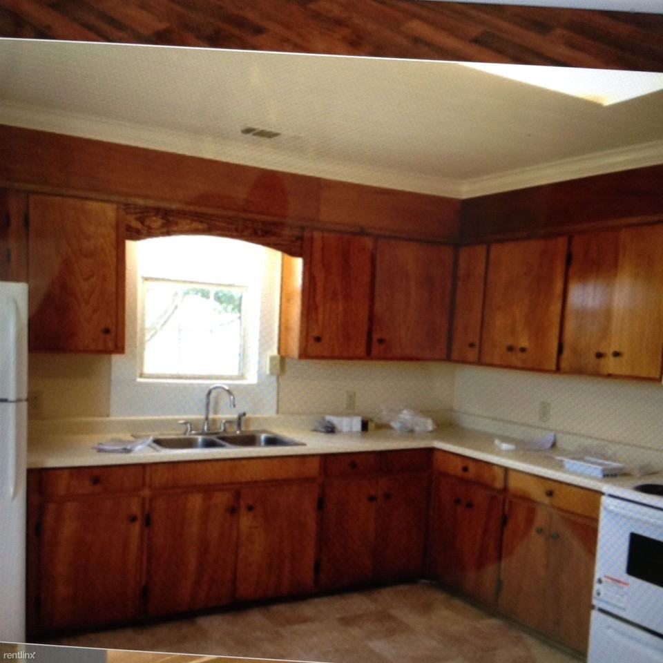 5282 Dorminey Rd - Photo 3 of 4