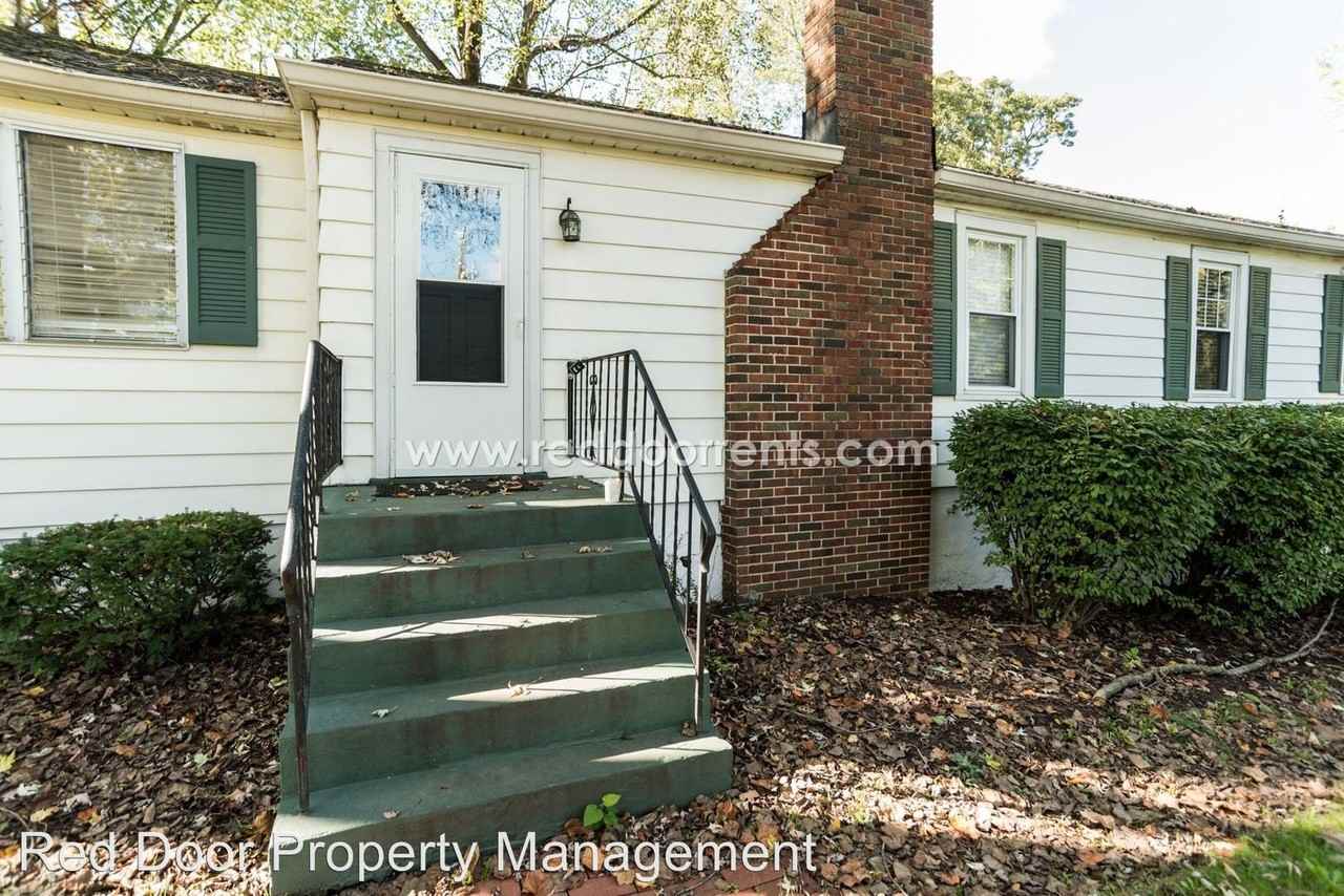 6210 Dean Rd - Photo 2 of 25