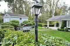 425 Glenwood Ln - Photo 2 of 12