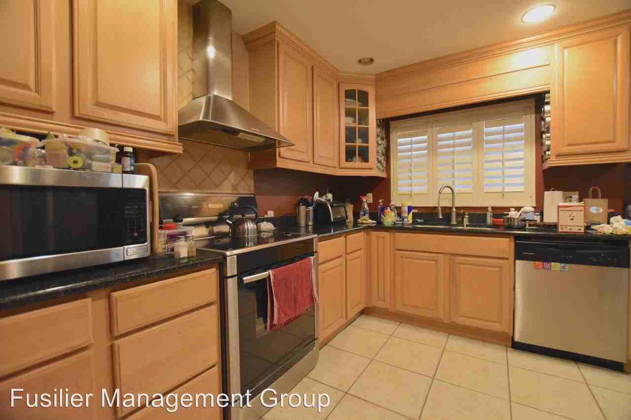 424 Knoll Tree Ln - Photo 2 of 14