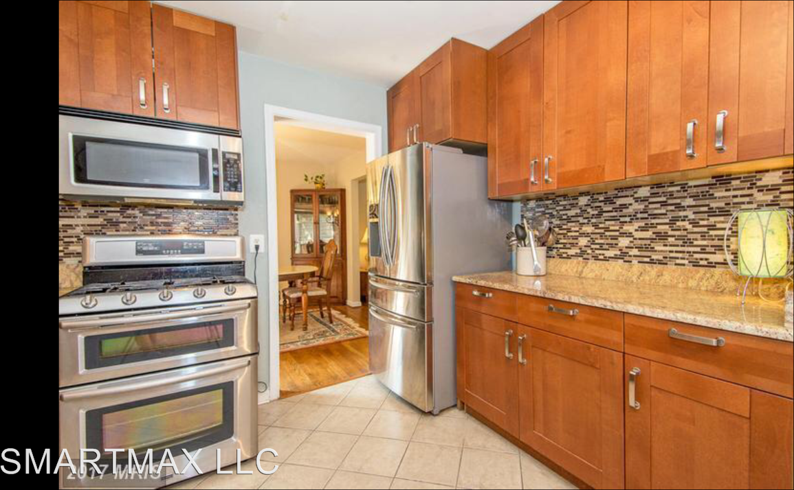 6822 Rolling Rd - Photo 2 of 24